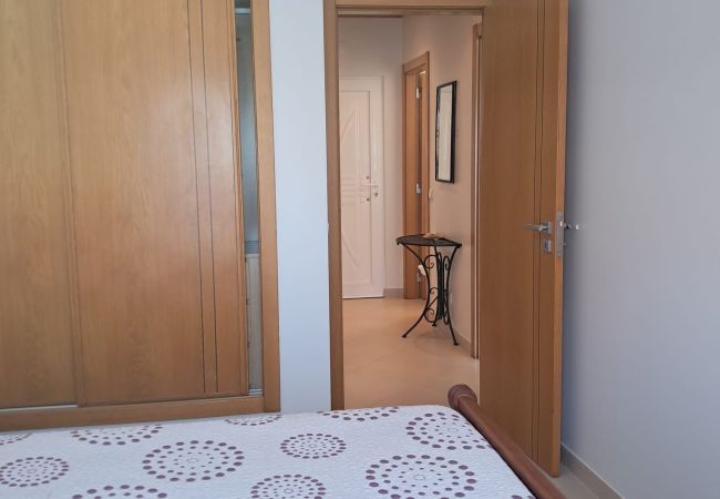 Apartamento em Quarteira - T1 TAHITI-A/C, GARAGEM,WI-FI-PERTO DA PRAIA