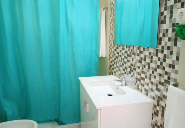Apartment in Quarteira - T1 Praiamar 4E A/C FR.MAR GARAGEM