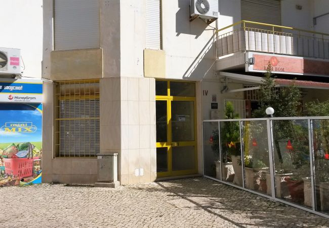 Apartment in Quarteira - T1 Dunas 3D 150M PRAIA 4 PESSOAS