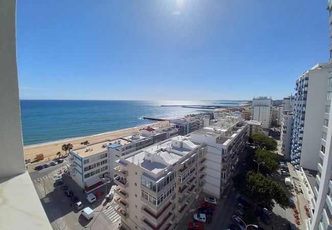 Apartment in Quarteira - T1 Torre Azul 11 VISTA MAR FABULOSO PÔR DO SOL WI-