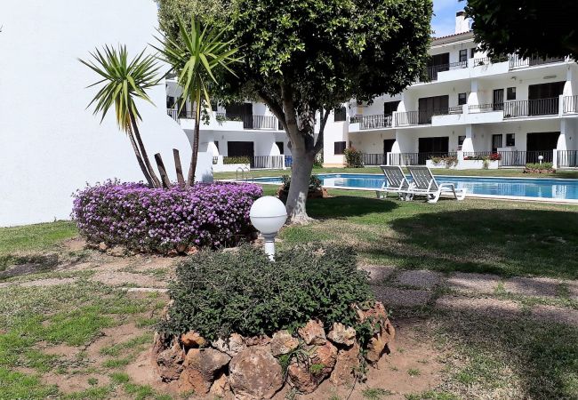 Apartment in Vilamoura - T2 Mouramar VARANDA VISTA PISCINA & GOLF 6 PESSOAS