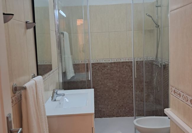 Apartment in Quarteira - T1 Praiamar 3F  FR.MAR A/C ESTACIONAMENT