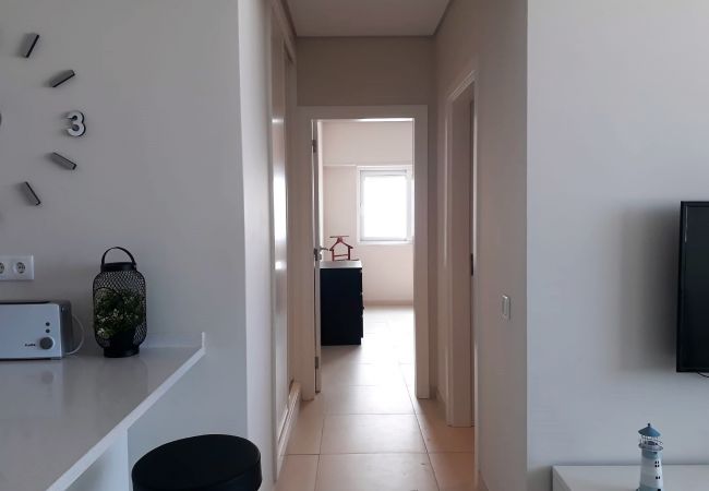 Apartment in Quarteira - T1 CONFORTO VISTA MAR A/C 80M PRAIA & WIFI