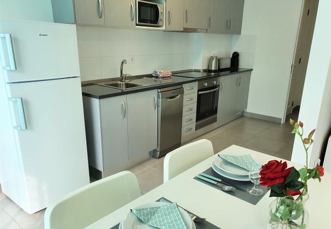 Apartment in Quarteira - T1 Lote Novo 50m Praia SUITE 4pax