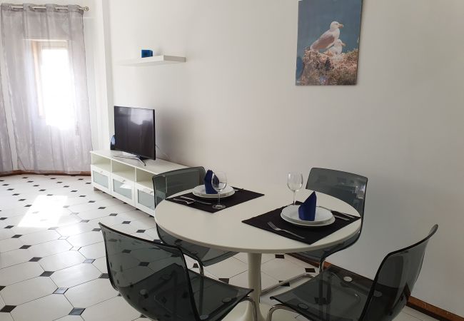 Apartment in Quarteira - T1 SOLARIS 200M Praia & WIFI