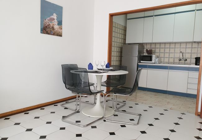 Apartment in Quarteira - T1 SOLARIS 200M Praia & WIFI