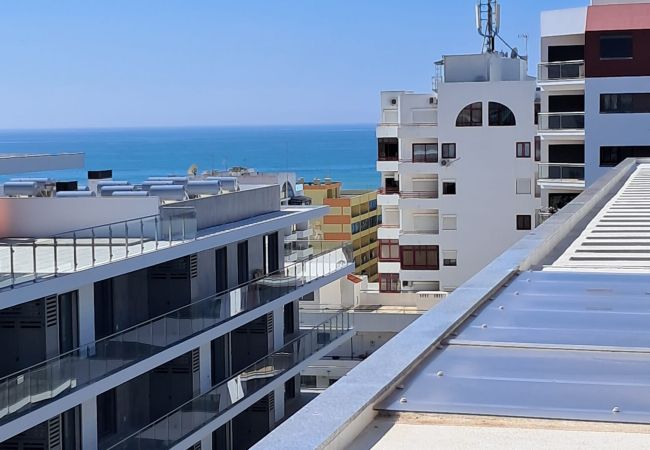Apartment in Quarteira - T3 Alto Forte -Vista Mar,Ar Condicionado,Garagem
