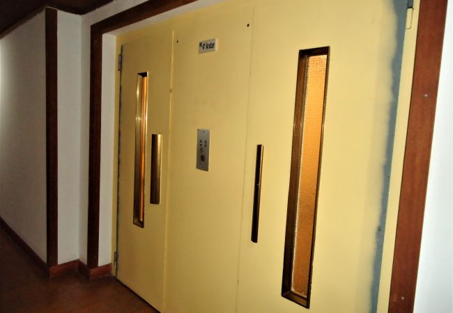 Apartment in Vilamoura - T1 TENISGOLF- PISCINA-WIFI-MARINA DE VILAMOURA