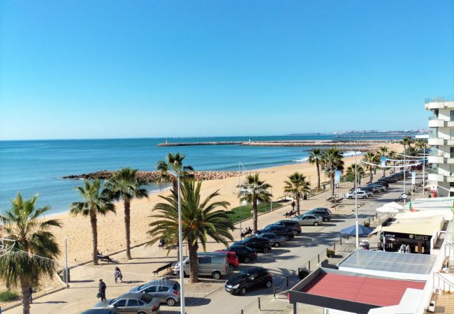 Apartment in Quarteira - T2-MAMAMIA II-ESQ. FRENTE MAR