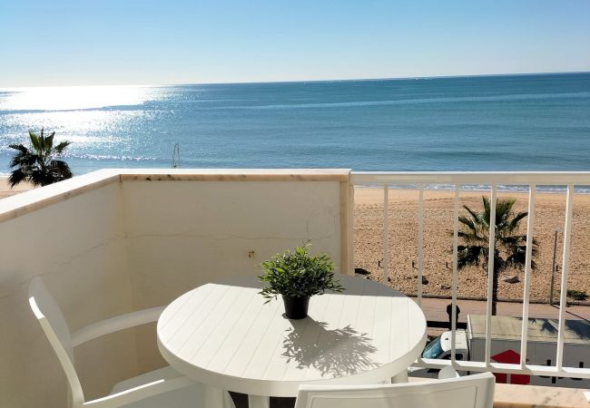 Apartment in Quarteira - T2-MAMAMIA II-ESQ. FRENTE MAR