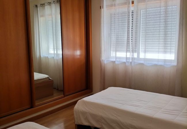 Apartment in Quarteira - T2 Infante AC wifi Garagem 50m Praia