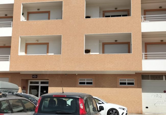 Apartment in Quarteira - T2 Infante AC wifi Garagem 50m Praia