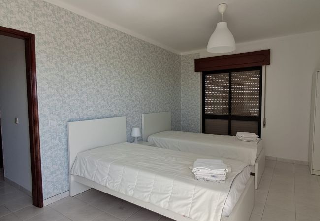 Apartment in Quarteira - T2-L 10 VISTA MAR