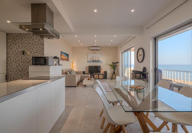 Apartment in Quarteira - T2 SUNRISE DREAM-FRENTE MAR