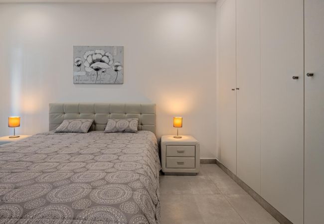 Apartment in Quarteira - T2 SUNRISE DREAM-FRENTE MAR