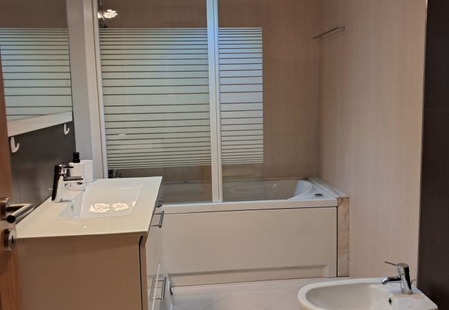 Apartment in Quarteira - T2  ALMARGEM CHARMOSO A/C-PISCINA