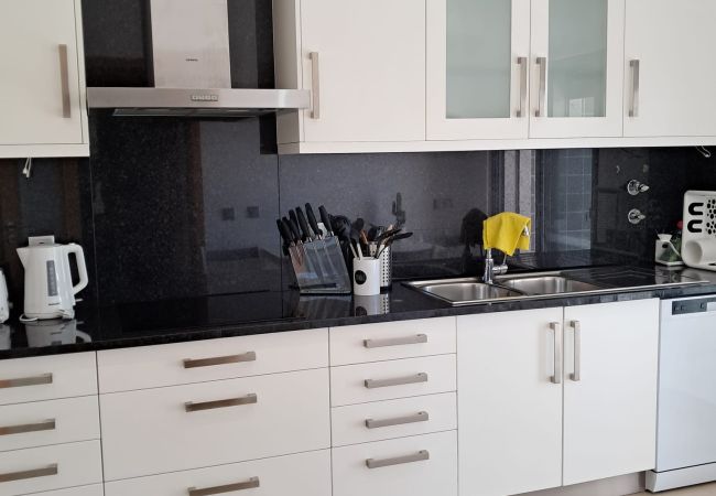 Apartment in Quarteira - T2  ALMARGEM CHARMOSO A/C-PISCINA