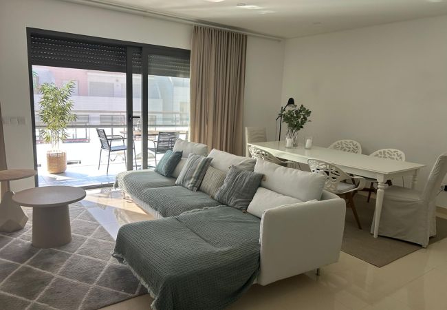 Apartment in Quarteira - T2 ALTO FORTE A/C garagem