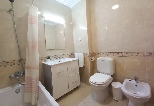Appartement à Quarteira - T1 Colina Ferias 8C FAMILIA ,A/C & VISTA MAR C/ GA