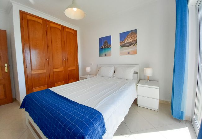 Appartement à Quarteira - T1 Colina Ferias 8C FAMILIA ,A/C & VISTA MAR C/ GA