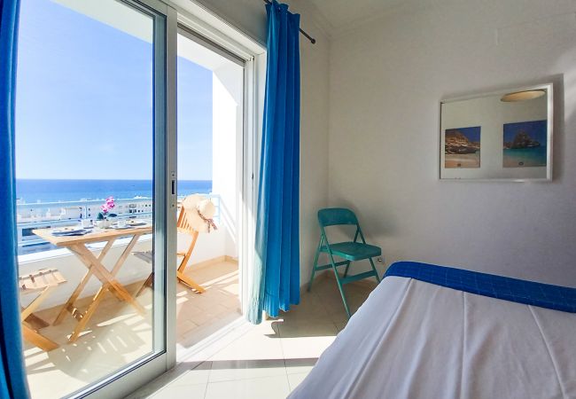 Appartement à Quarteira - T1 Colina Ferias 8C FAMILIA ,A/C & VISTA MAR C/ GA