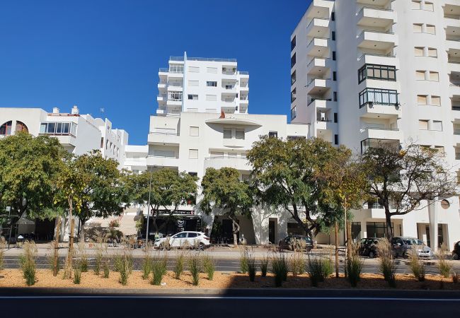 Appartement à Quarteira - T1 Colina Ferias 8C FAMILIA ,A/C & VISTA MAR C/ GA