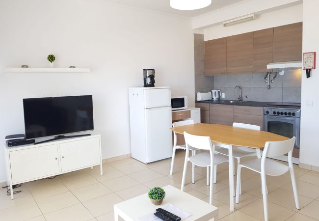 Appartement à Quarteira - T1 Praiamar 4E PRIVILÉGIO FR.MAR ESTACIONAMENTO