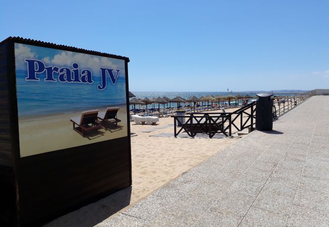 Appartement à Quarteira - T2  Calçadao VISTA DE LUXO FRENTE MAR 6 PESSOAS