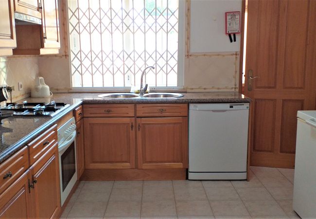 Villa à Vilamoura - V3 Villa Rosada  PISCINA, JARDIM E CAMPOS DE GOLF