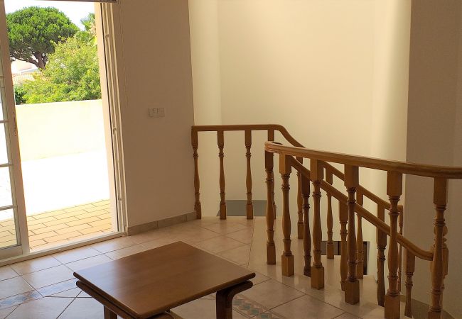 Villa à Vilamoura - V3 Villa Rosada  PISCINA, JARDIM E CAMPOS DE GOLF