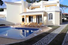 Villa à Vilamoura - V3 Villa Rosada PISCINA, JARDIM E... Villa à Vilamoura - V3 Villa Rosada PISCINA, JARDIM E...