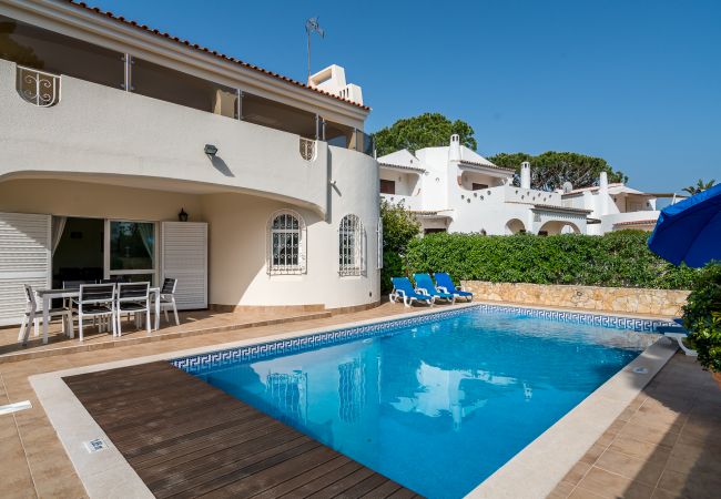 Villa à Vilamoura - V4 Villa Miera, PISCINA, PRAIAS E CAMPOS DE GOLFE