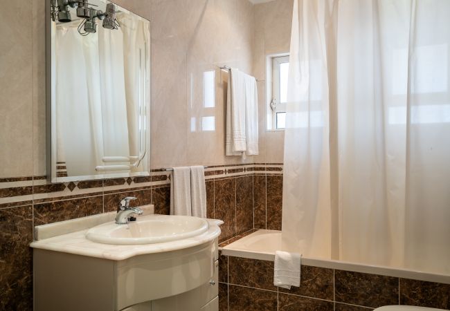 Villa à Vilamoura - V4 Villa Miera, PISCINA, PRAIAS E CAMPOS DE GOLFE