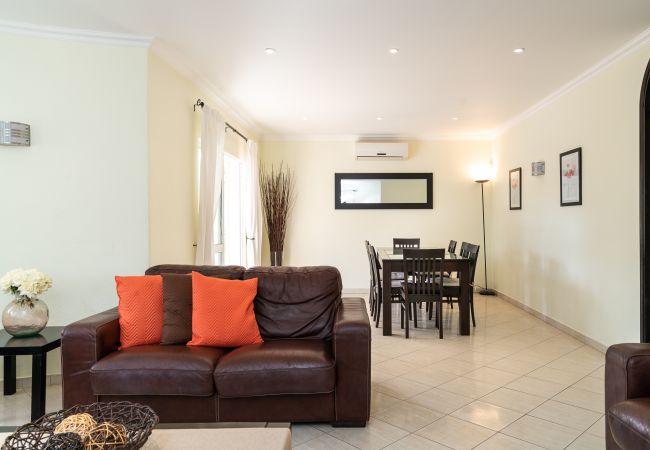 Villa à Vilamoura - V4 Villa Miera, PISCINA, PRAIAS E CAMPOS DE GOLFE