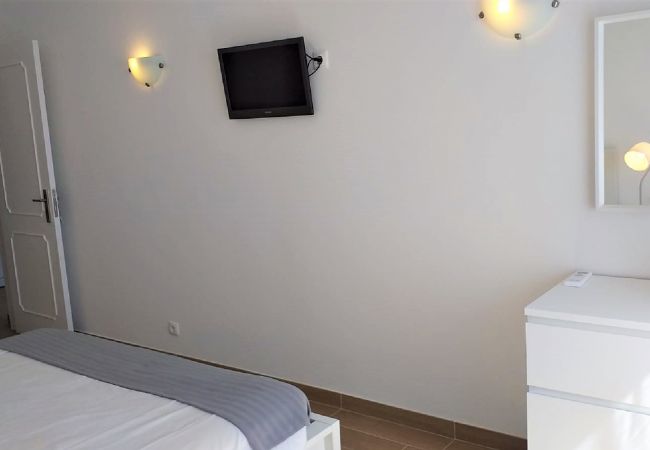 Appartement à Quarteira - T1 Mira Praia 7 50M PRAIA VISTA MAR WI-FI 4 PESSOA