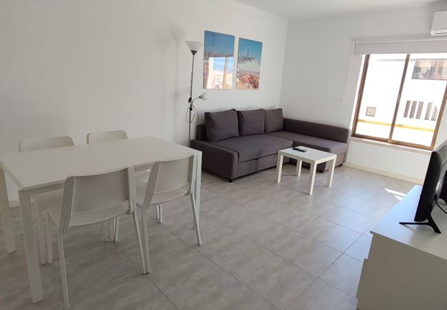 Appartement à Quarteira - T1 Moural AR COND, TV-WI-FI