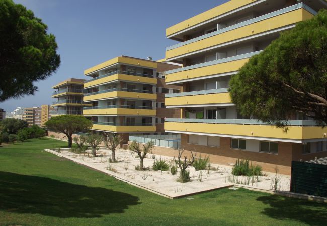 Appartement à Quarteira - T1 VARANDAS FORTE Piscina Ar cond. Garagem