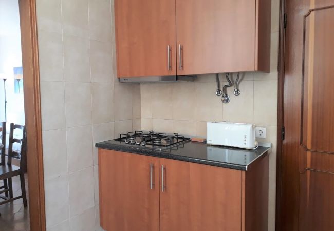 Appartement à Quarteira - T2 M.Praia 4E 80M PRAIA wi-Fi 6 PESSOAS