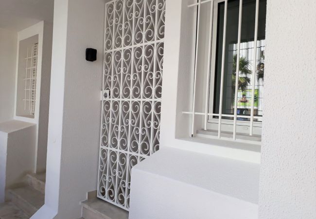 Appartement à Quarteira - T1 Praiamar FRENTE MAR A/C ESTACIONAMENTO WIFI
