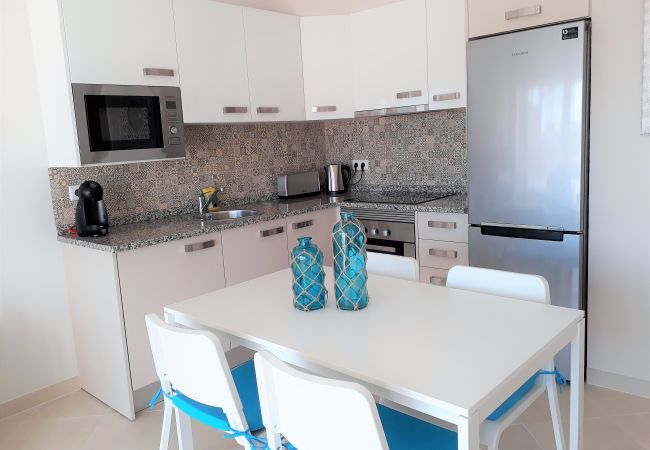 Appartement à Quarteira - T1 Praiamar FRENTE MAR A/C ESTACIONAMENTO WIFI