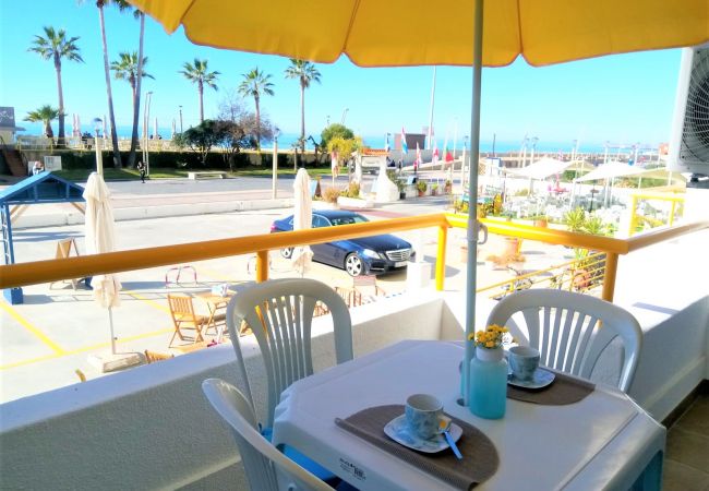Appartement à Quarteira - T1 Praiamar FRENTE MAR A/C ESTACIONAMENTO WIFI