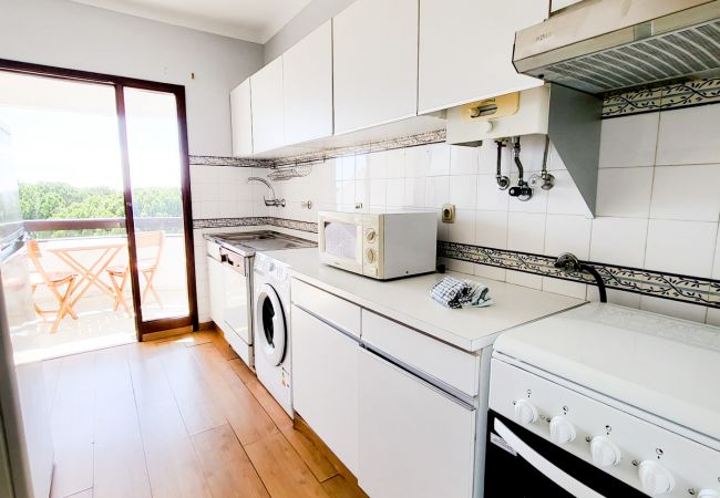 Appartement à Vilamoura - T1  A/C TENISGOLF- PISCINA-WIFI-MARINA DE VILAMOUR