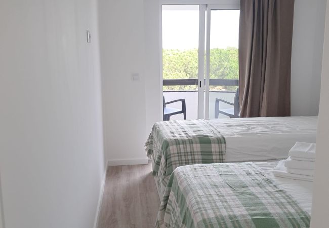 Appartement à Vilamoura - T1+1  A/C TENISGOLF 405- PISCINA-WIFI-VILAMOURA