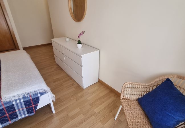 Appartement à Quarteira - T2 INFANTE 101 A/C MODERNO WI-FI GARAGEM 50M PRAIA
