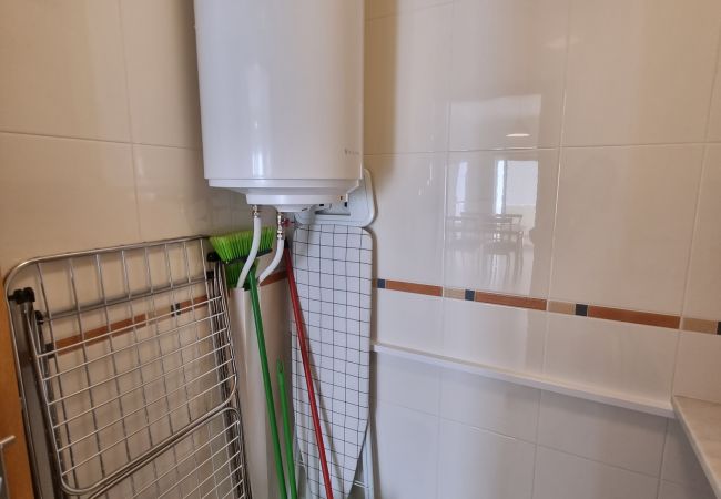 Appartement à Quarteira - T2 INFANTE 101 A/C MODERNO WI-FI GARAGEM 50M PRAIA
