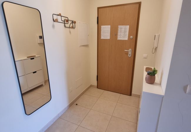 Appartement à Quarteira - T2 INFANTE 101 A/C MODERNO WI-FI GARAGEM 50M PRAIA