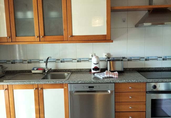 Appartement à Quarteira - T2 Vila Bairos A/C Piscina e Garagem Vilamoura