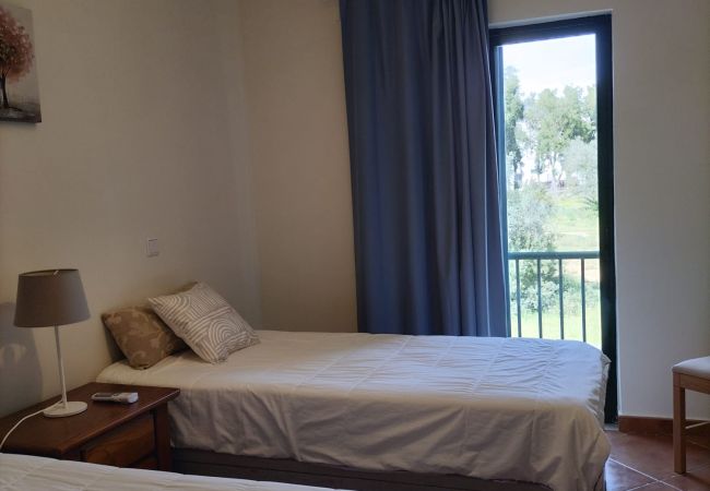 Appartement à Quarteira - T2 Vila Bairos A/C Piscina e Garagem Vilamoura