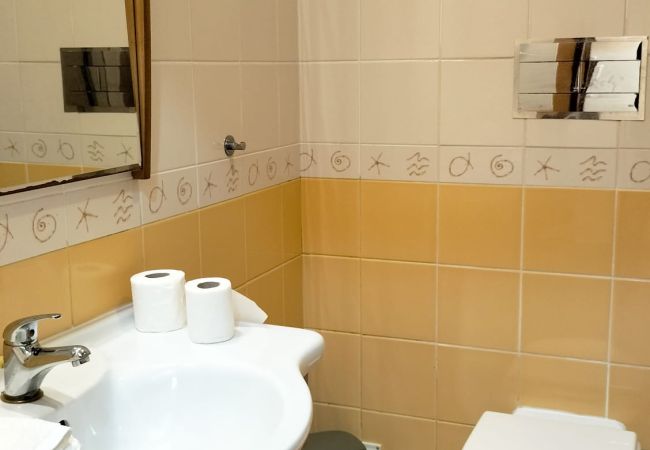 Appartement à Quarteira - T2 Vila Bairos A/C Piscina e Garagem Vilamoura