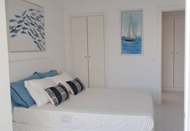Appartement à Quarteira - T2 AZUL ACOLHEDOR FRENTE MAR